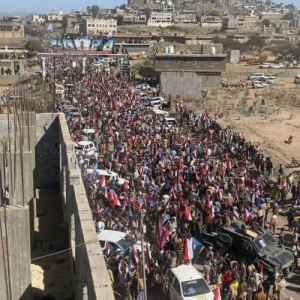 الضالع تشهد حشدا جماهيريا كبيرا في &ldquo;مليونية الثبات والصمود والتحدي&rdquo; يجدد التفويض الشعبي للمجلس الانتقالي بقيادة الرئيس الزُبيدي (بيان)