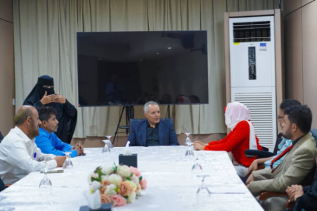 وزير الشؤون الاجتماعية والعمل يلتقي ممثلي الشبكة الوطنية لمناصرة حقوق ذوي الإعاقة