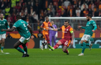 ليفربول يسقط في "جحيم" غلطة سراي