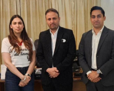 المستشار الطبي بـ السفارة اليمنية في نيودلهي يبحث تعزيز التعاون مع مستشنفيات بارك