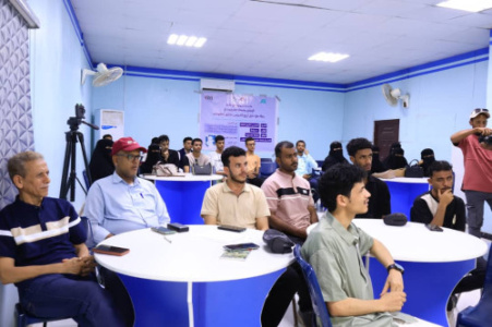 جلسة نقاشية ناجحة بجامعة حضرموت عن تدقيق المعلومات بالشراكة مع "أريج"