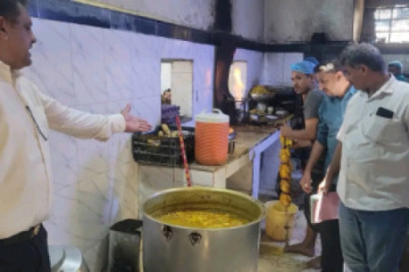 مدير عام المنصورة يؤكد استمرار ضبط المطاعم والبوفيهات المخالفة لضمان سلامة الأغذية