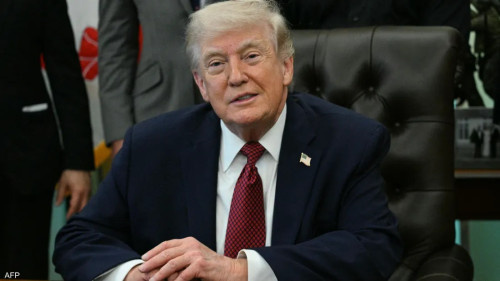 ترامب يعلن تمديد وقف إطلاق النار مع إيران