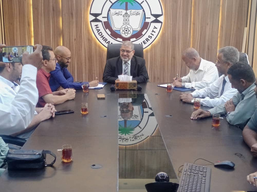 جامعة حضرموت و(الفاو) توقعان اتفاقية لدعم الإدارة المستدامة للمستجمعات المائية في بلادنا